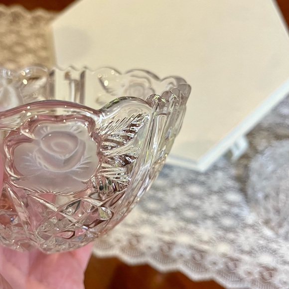 Vintage Lidded Crystal Dish with Frosted Rose Pattern West Germany Lead Crystal - Picture 8 of 12